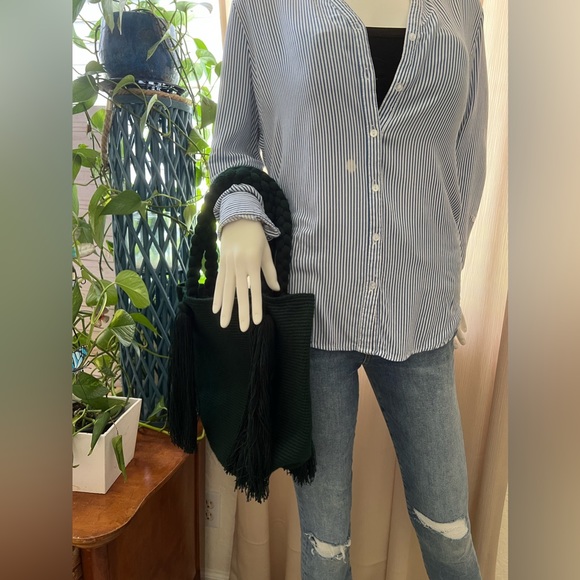 Classic Forest Green Top Handle Wayuu Bag - Handwoven Trendy Tote Bag - Picture 3 of 6